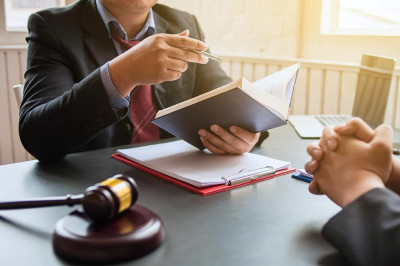 Возврат незаконно списанных средств судебными приставами